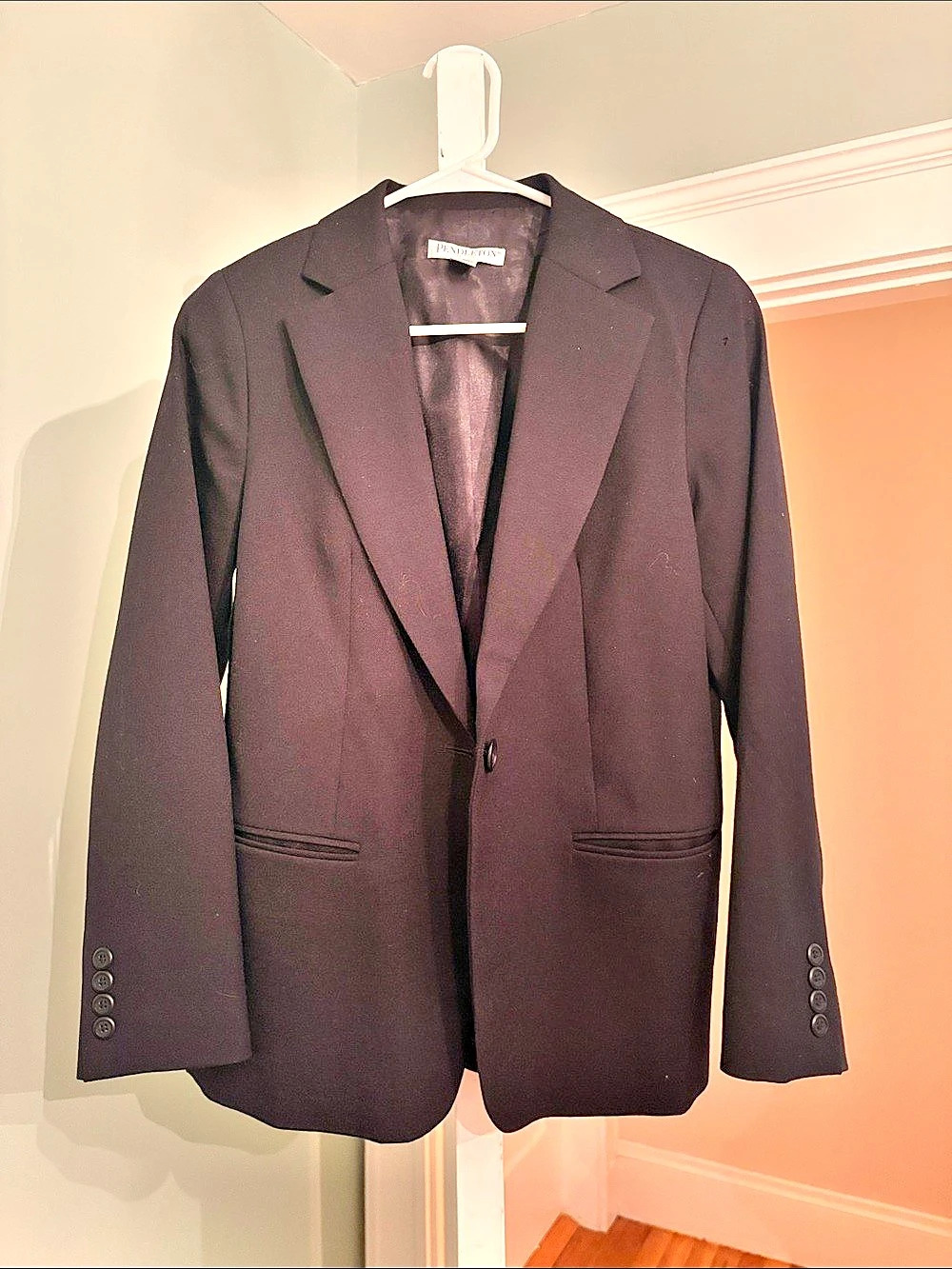 Pendleton Black Blazer Size 4